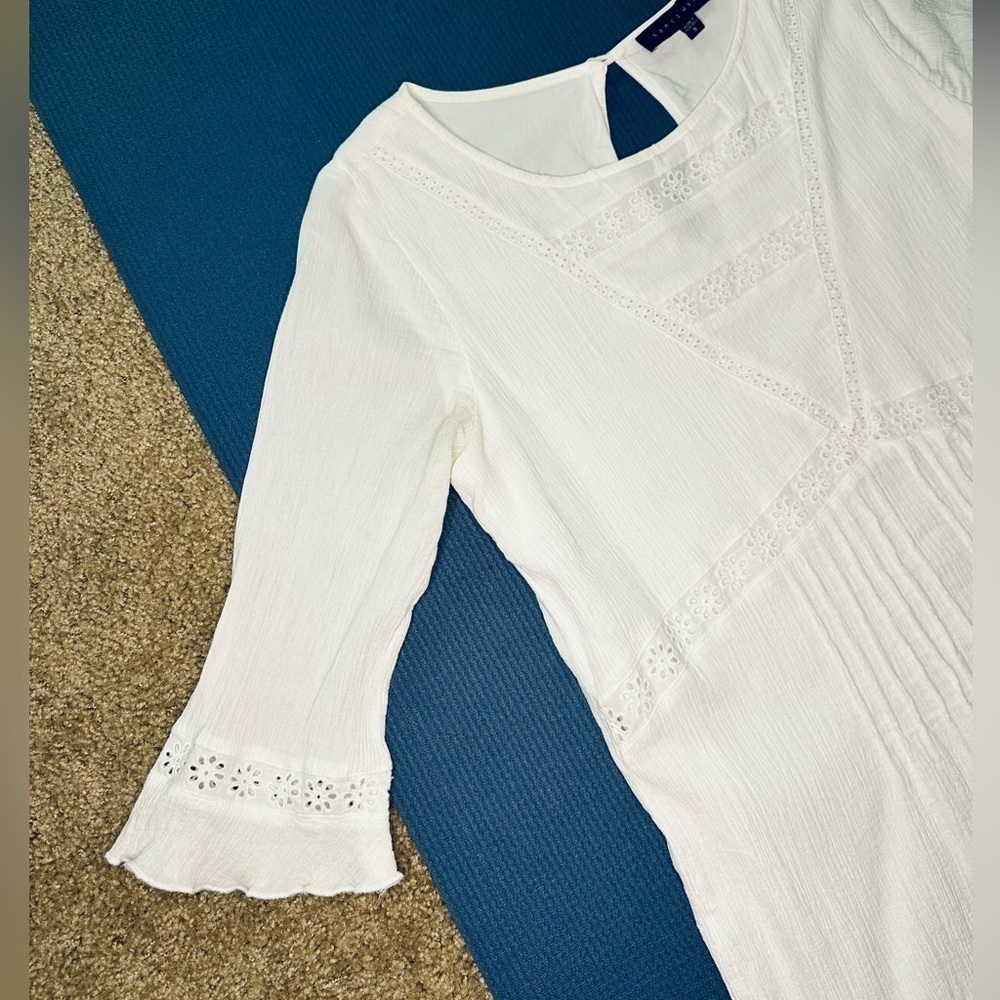Sanctuary dress cotton eyelet trim pleated white 3/4 sleeves - Picture 12 of 16